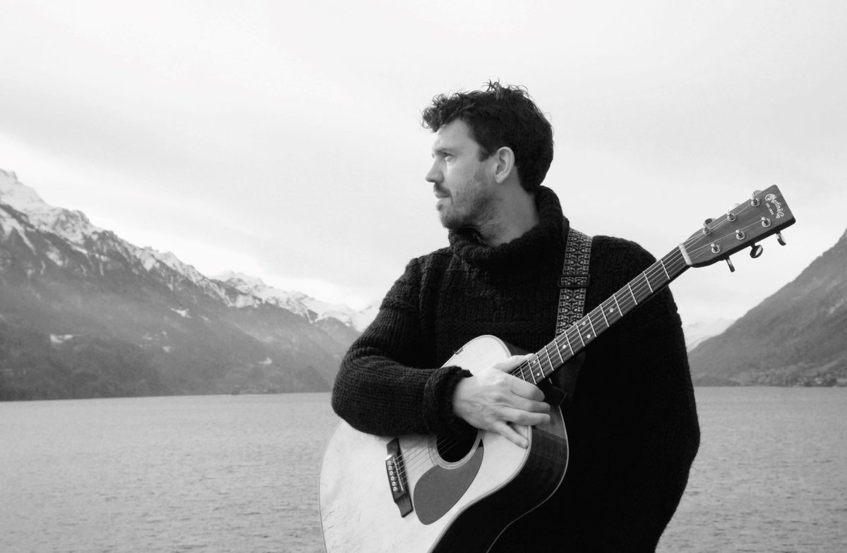 The Roadee ® (@theroadee) on Twitter photo Here's a look back to our #recording session with #folk #singersongwriter Gus MacGregor, which took place in <a href="/TheRoadee/">The Roadee ®</a> earlier this year!
cmpstudios.co.uk/news/gus-macgr…
#Brighton #Sussex #musicians #folkmusic #albums #recordingstudio #weekendreads #FridayMusicFun #FlashbackFriday Here's a look back to our #recording session with #folk #singersongwriter Gus MacGregor, which took place in <a href="/TheRoadee/">The Roadee ®</a> earlier this year!
cmpstudios.co.uk/news/gus-macgr…
#Brighton #Sussex #musicians #folkmusic #albums #recordingstudio #weekendreads #FridayMusicFun #FlashbackFriday