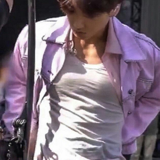 HIS TITS AND TINY WAIST??!?&@!