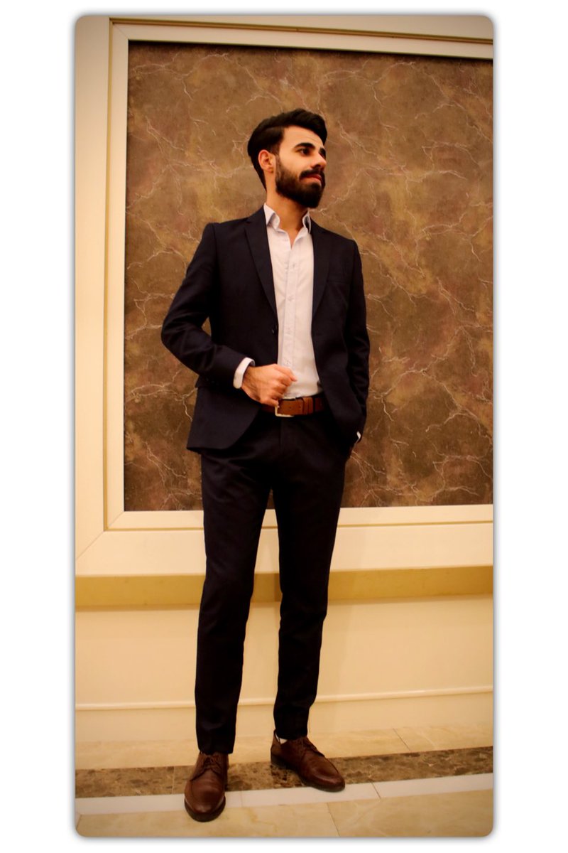 Aram__10's tweet photo. پێش ئیمتیحانات مێشکمان بۆ صاف کرد 🖤 https://t.co/Z616OrzuIF