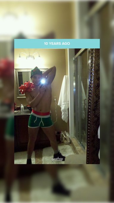 Some vintage pics of me during my Twunk phase https://t.co/k2NYZJPGrP<a href="/tag/mnml"class="tags"><span>#mnml</span></a>