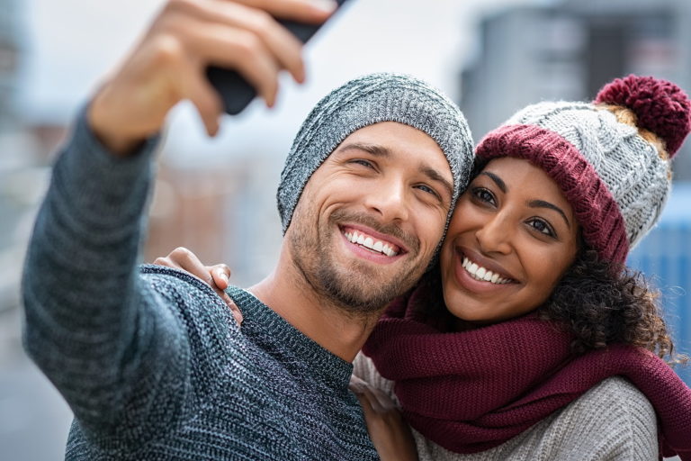 ICONeyecare's tweet photo. The winter season can wreak havoc on our eyes! Check out these tips and tricks to keep your eye protected and feeling good: https://t.co/eOZjvJCeXA https://t.co/GnTxH3YUGi
