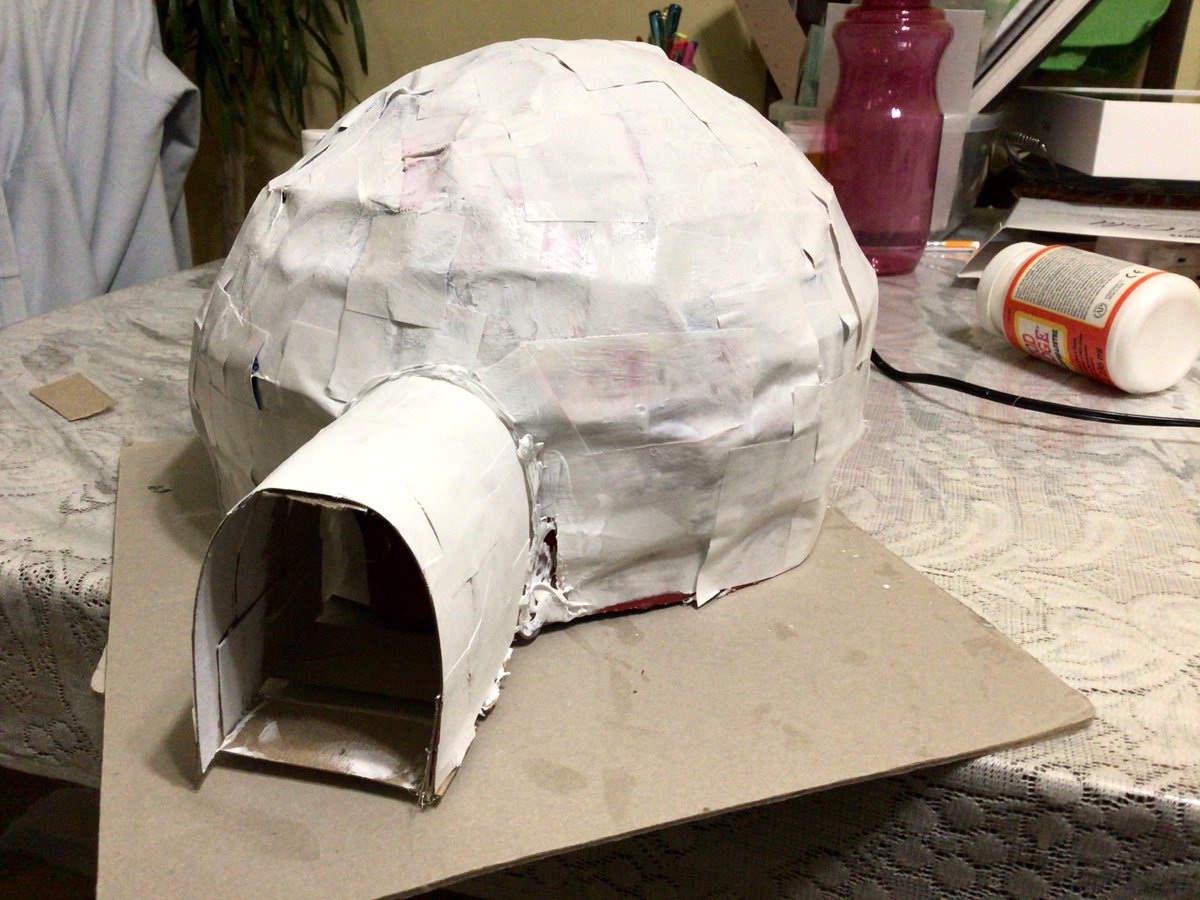 nhp_library's tweet photo. More GEAR Cardboard Challenge photos, amazing work in just 1.5 hours #NHPpride #NHPGearClub #GlobalCardboardChallenge https://t.co/vBnaUOzFjM