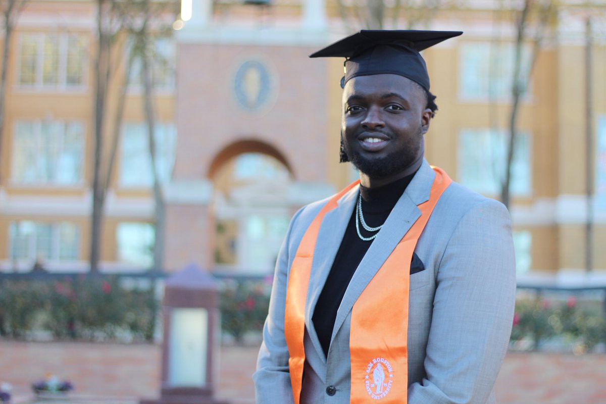 sauccelijuwon's tweet photo. ✨This right here, this is a miracle
This moment now, this is spiritual✨ - Future Hndrxx 

First Generation Graduate✅
Not One but TWO Degrees Secured✅✅

It’s official “I’m finiSHed”

Sam Houston State University🔹🔸
BS in Kinesiology 🎓
December 19, 2020 | 9:00am 

#SHSU https://t.co/g906Ea1VOA
