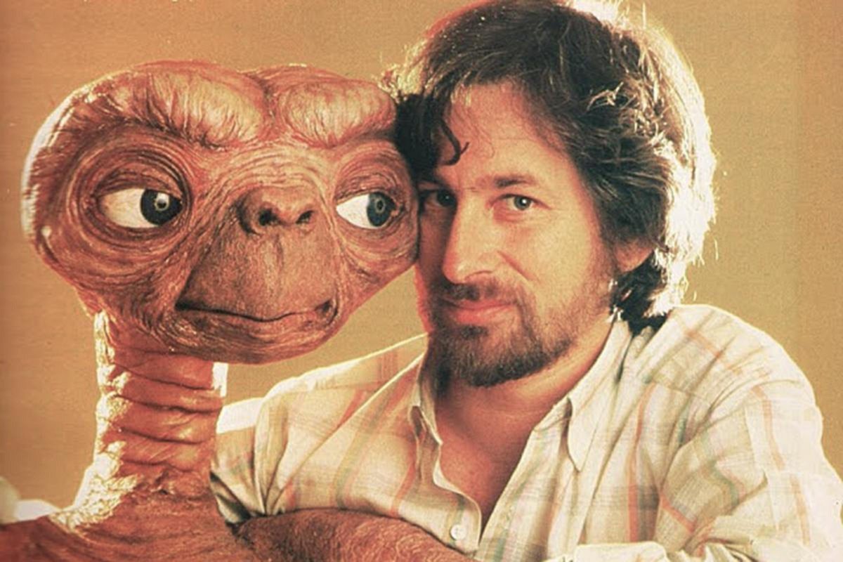 letterboxd's tweet photo. 1⃣ The first Spielberg movie you watched:
🎥 The last Spielberg movie you watched: 
🧡 The Spielberg movie that could use more love: 

#HBD 💫🍾 https://t.co/c9gbZjNFCJ