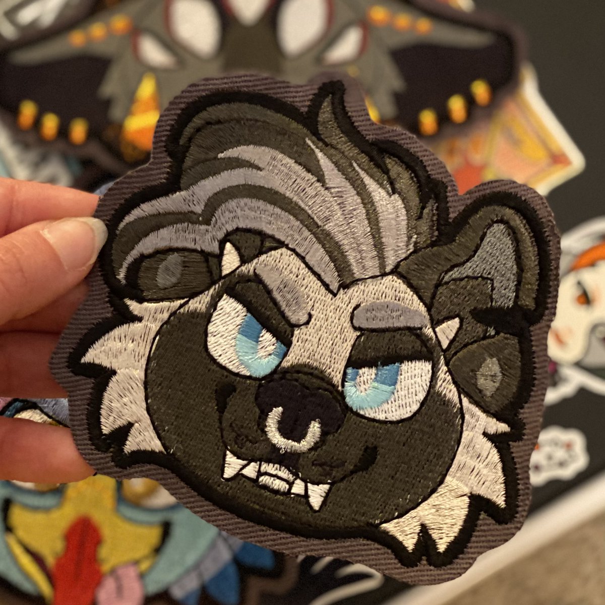 mangoislandarts's tweet photo. Grandma out here learning to tik-tok like the kids haha

Here’s today’s emoji-sona patches for @PrincePompadour @gullwulf and @CujoSansRabies 

https://t.co/pR83QuJvPs

^^^watch em sew on tiktok^^^ https://t.co/LuqAbpYYoU