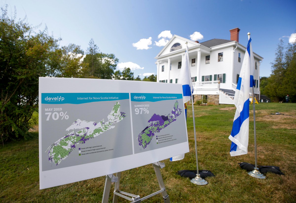 Monique’s high point was announcing projects that will see at least 97.5% of Nova Scotia’s homes and businesses get access to high-speed Internet over the coming years. She’s thrilled that the hard work of many on this initiative will help shape the future of NS.  #yearinreview