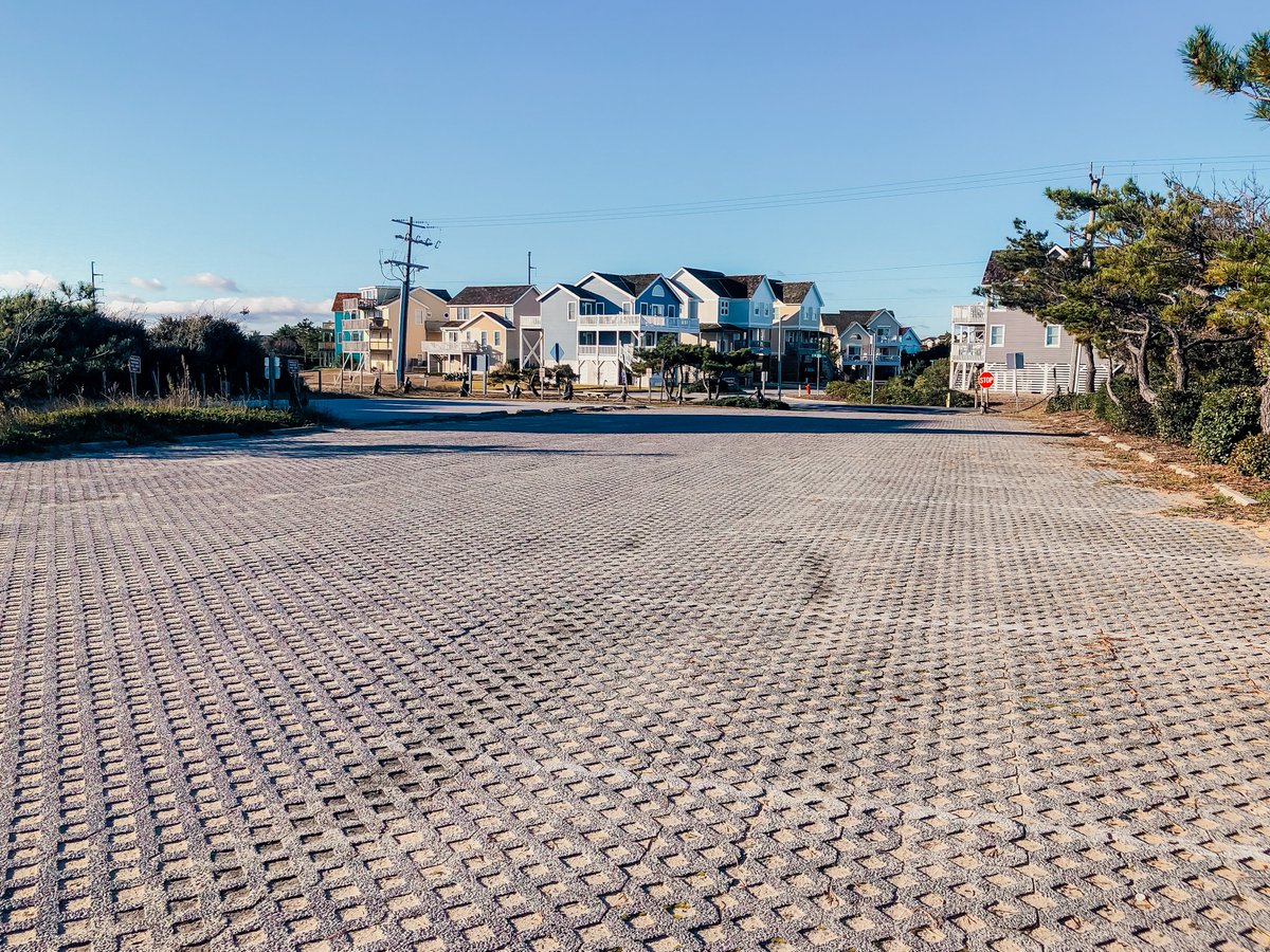 obxbeachaccess's tweet photo. Featured beach access: Epstein Street in Nags Head 🏖🐟 https://t.co/ArxcPMxgml