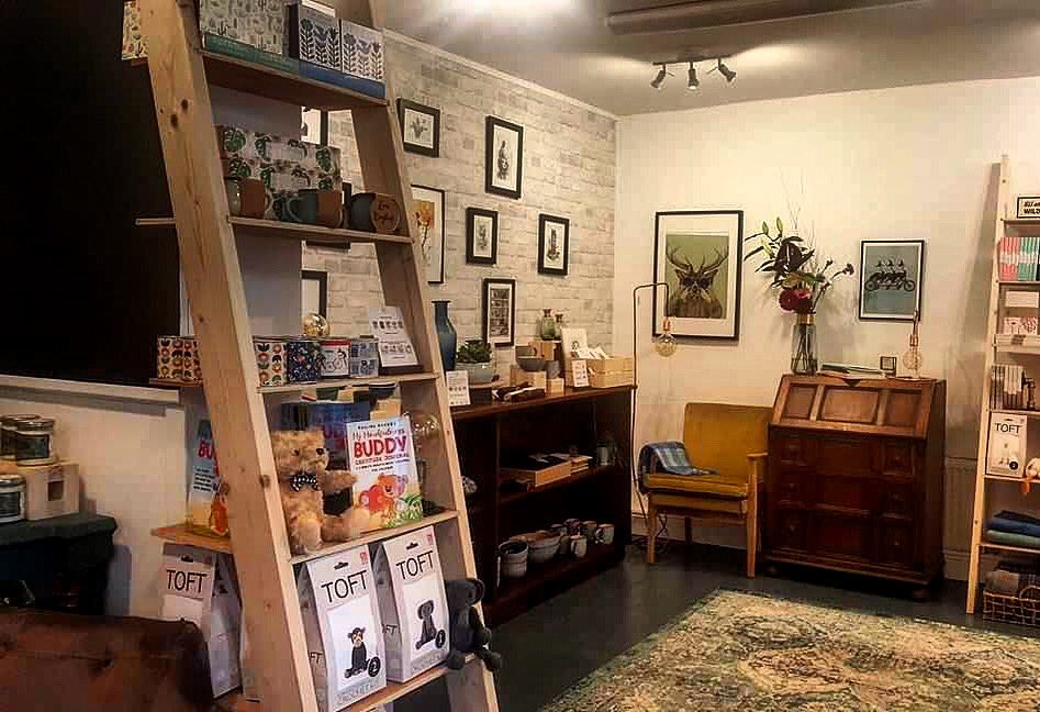 Big shout out to the newly-opened <a href="/SmithsEmporium/">Smiths Emporium</a> in Granard, Co. #Longford. Loving the cool vibes and artisan products - what a fabulous new addition to the local area! Congrats to all ☘️