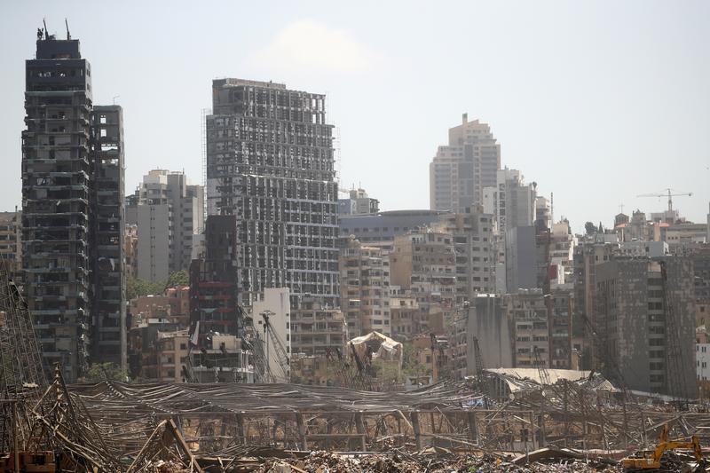 AlarabiyaPost's tweet photo. Analysis: 'No free lunch' for Lebanon any more, donor states warn https://t.co/p7gYBLESTt https://t.co/W7Pwj0qxiP