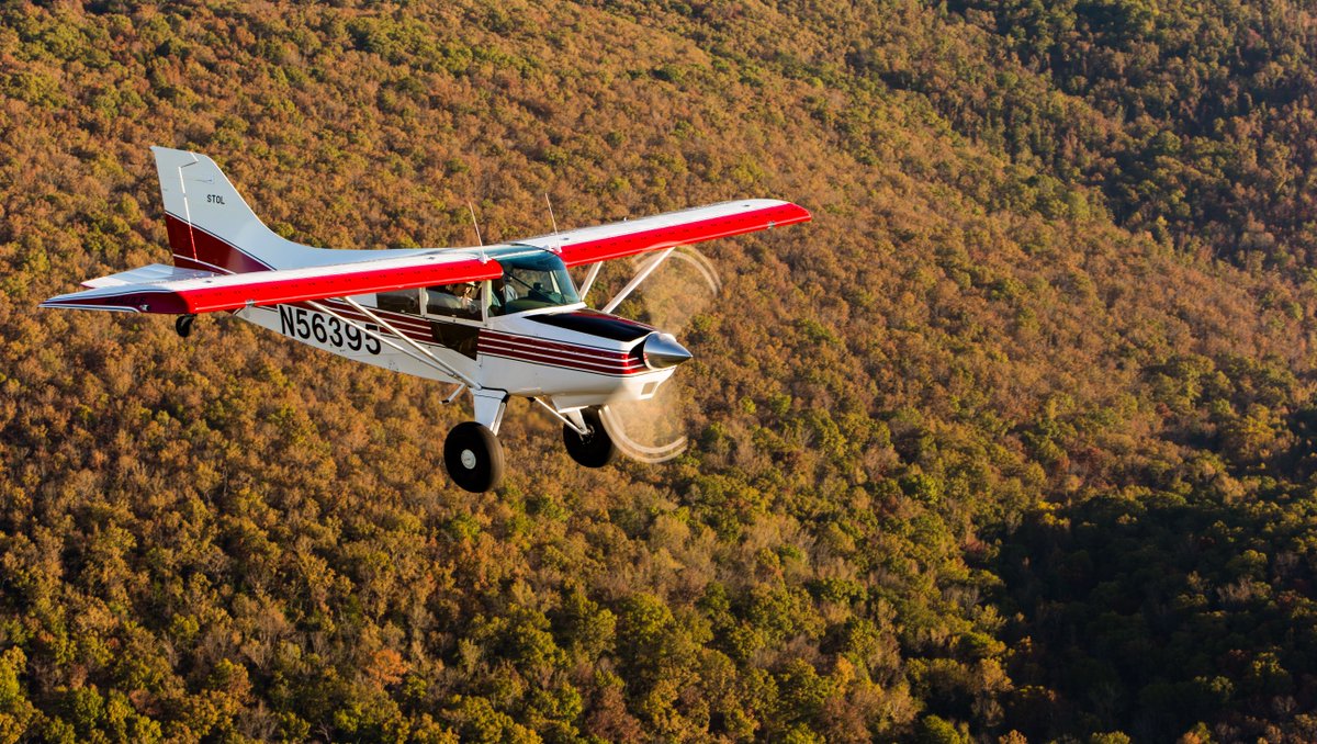 The mighty Maule is a great way to make good time over the terrain, and still get into the tight spots!

<a href="/carlzoch/">Carl Zoch</a>
#flyoz
#arkansas
#nortthwestarkansas
#aviation
#aviationdaily