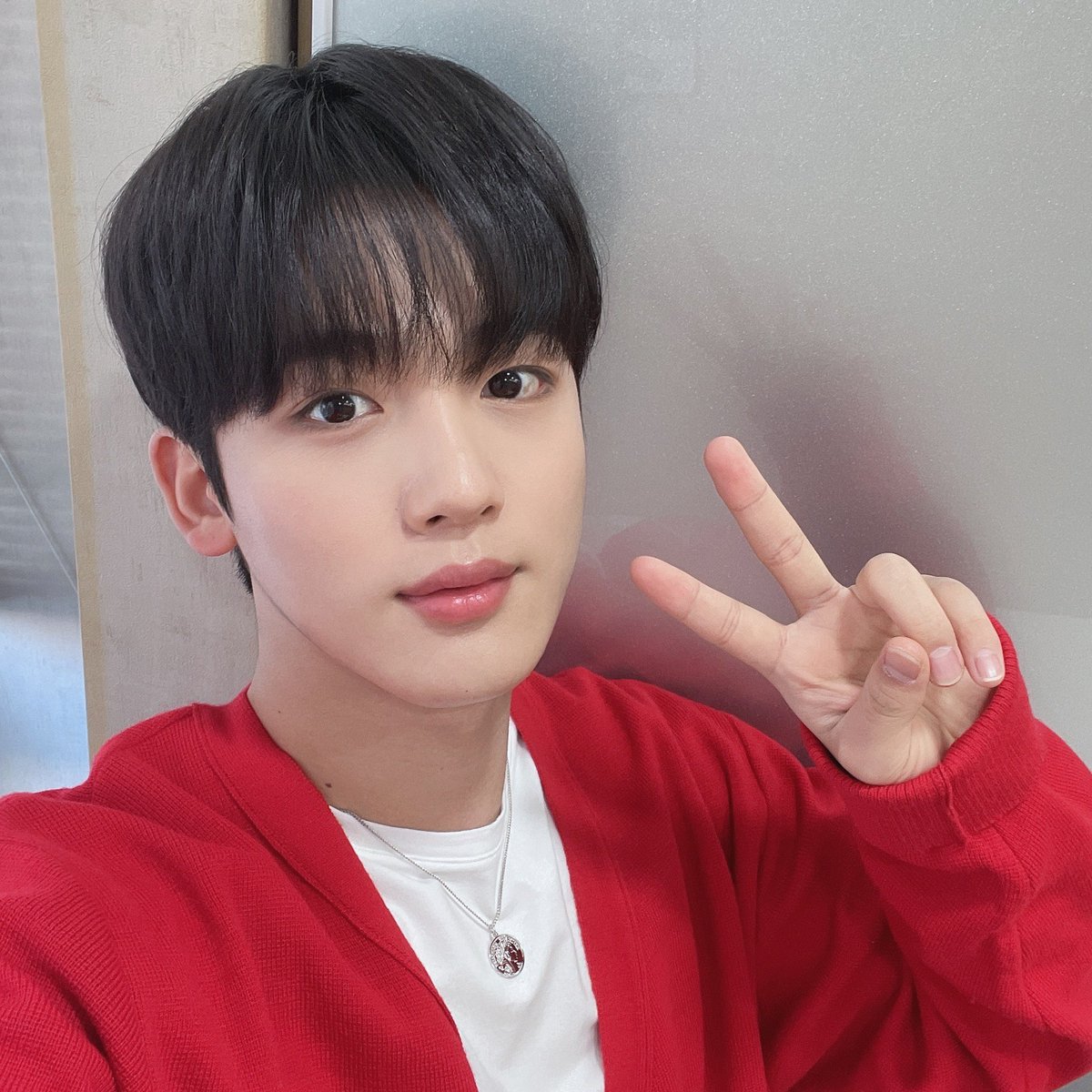 WEi__Official's tweet photo. 사랑넘치는 애교쟁이 부단장 요한🍎 다음 주에도 이어질 요한이의 활약을 기대해주세요🌟

#위아이 #WEi #김요한 #KIMYOHAN https://t.co/BNZ9stV93F