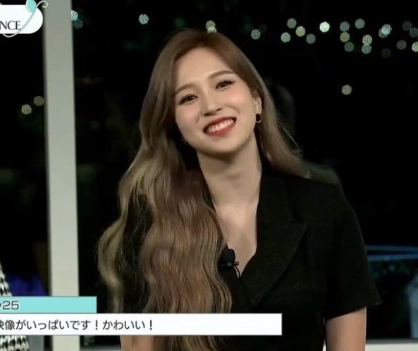 misanapic's tweet photo. ↳ Mina 🥰

🏷 : #Mina #미나 #Twice #트와이스 https://t.co/G3FqNB1PPz