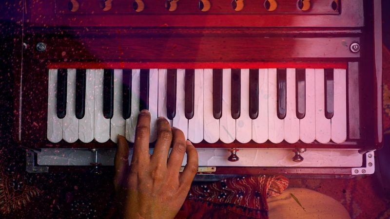 is playing harmonium a goal for you in 2021? - mailchi.mp/05f8fa1833be/j…