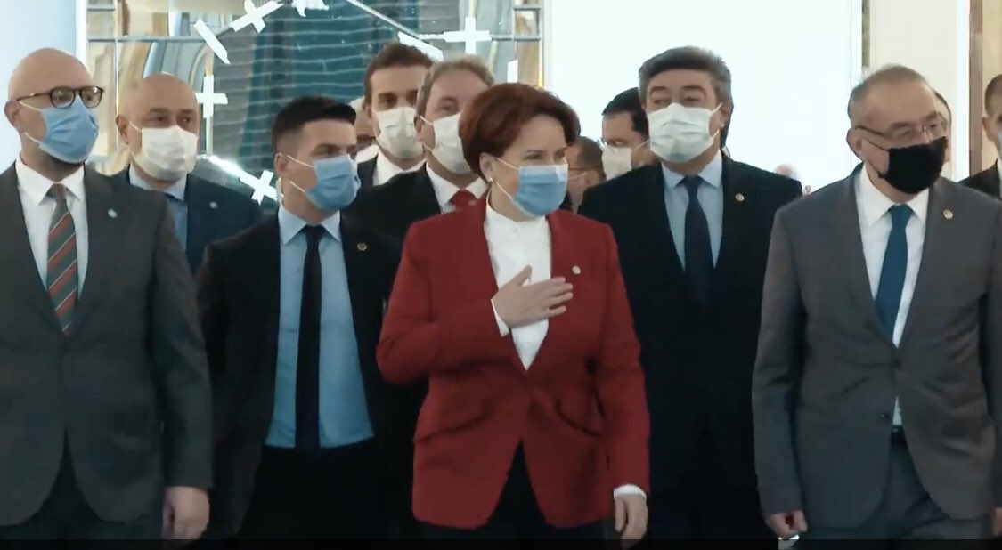 EdizFeyiz's tweet photo. Genel Başkanımız 
Sayın Meral AKŞENER, 18 Aralık 2020 Cuma günü (bugün) saat 20.00' de, Halk TV' de "Özlem GÜRSES ile 20. Saat" programının canlı yayın konuğu olacaktır ... https://t.co/Ws2zkQdsM5