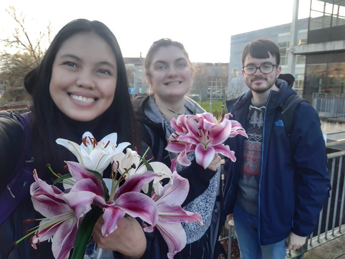sofiiatretiak's tweet photo. The last day of Botany laboratory classes with 1st year students at NUIG is finished! It was a great experience of demonstrating for those who are just in the beginning of their scientific path! 👩‍🔬👨‍🔬🔬 @BPSNUIGalway @nuigalway https://t.co/AM1YiGtqar