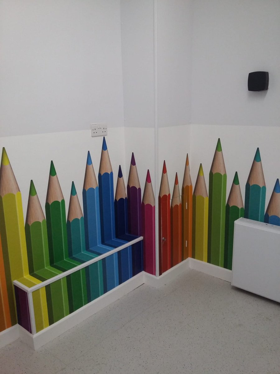 DannyMcCann9's tweet photo. @yourseddon decorators have been adding a splash of colour today at a local hospital... this is the first of several wall graphics supplied by @tekturatalk which we will be applied to newly decorated rooms in the New Year.. looking good 👍👍 https://t.co/BiMsHldmSw