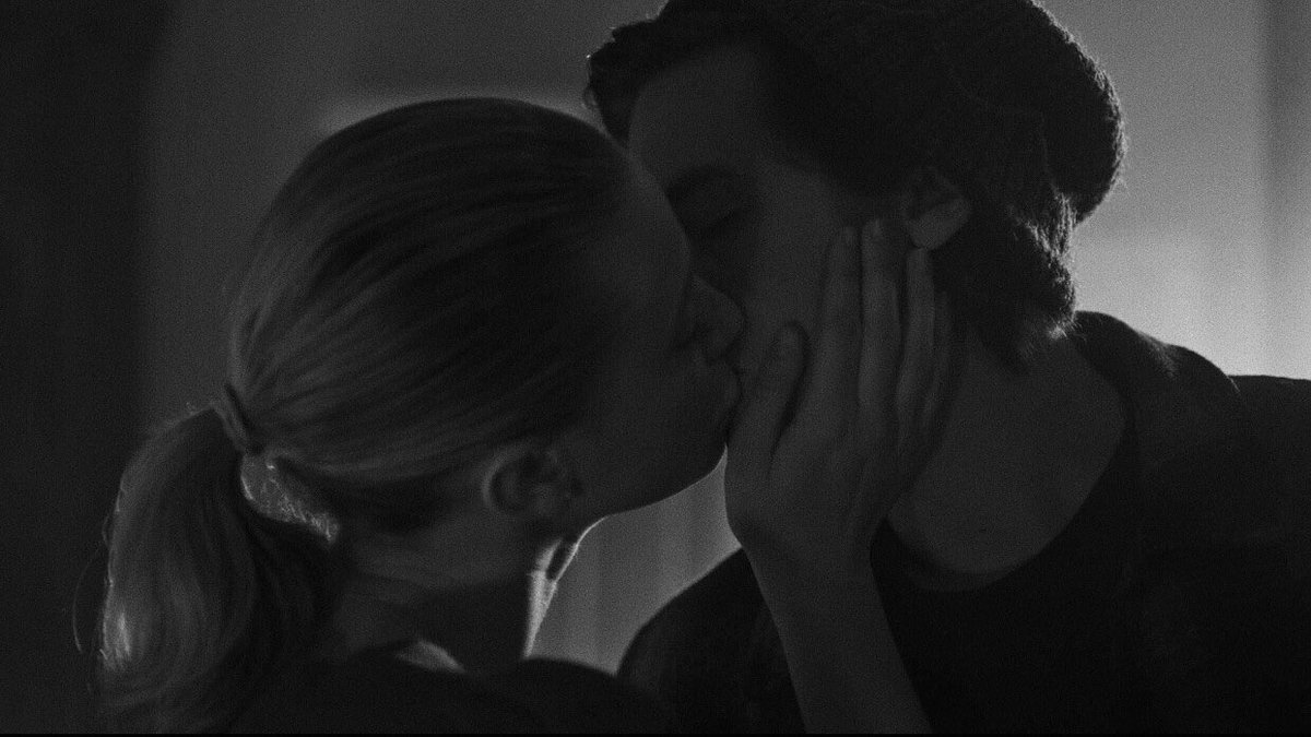 best of bughead (@bugheadsfile) on Twitter photo 