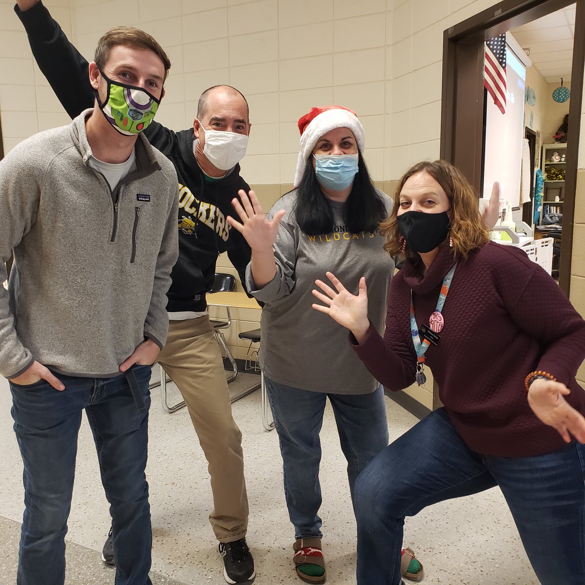 RichmondHillMS's tweet photo. We are so happy to be a part of the Bryan County School System. Thank you to Dr. Brooksher and our BOE!! #1KTHANKS #WeAreRHMS https://t.co/IIOmPDriYk