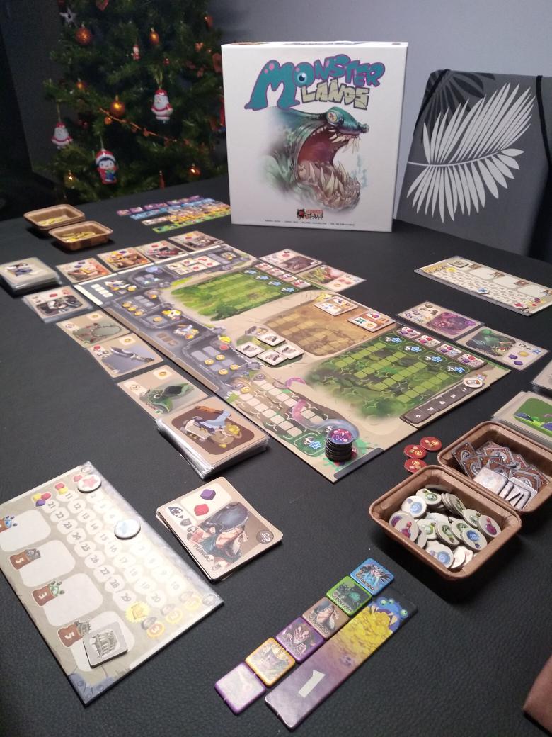 sirgonzzo's tweet photo. Nos vamos de cacería con este #MonsterLands de @SecondGateGames. El próximo día que alguien en @ClubSemper quiera unirse a la horda de mercenarios contra los monstruos que avise. https://t.co/zR1uLNrcfT