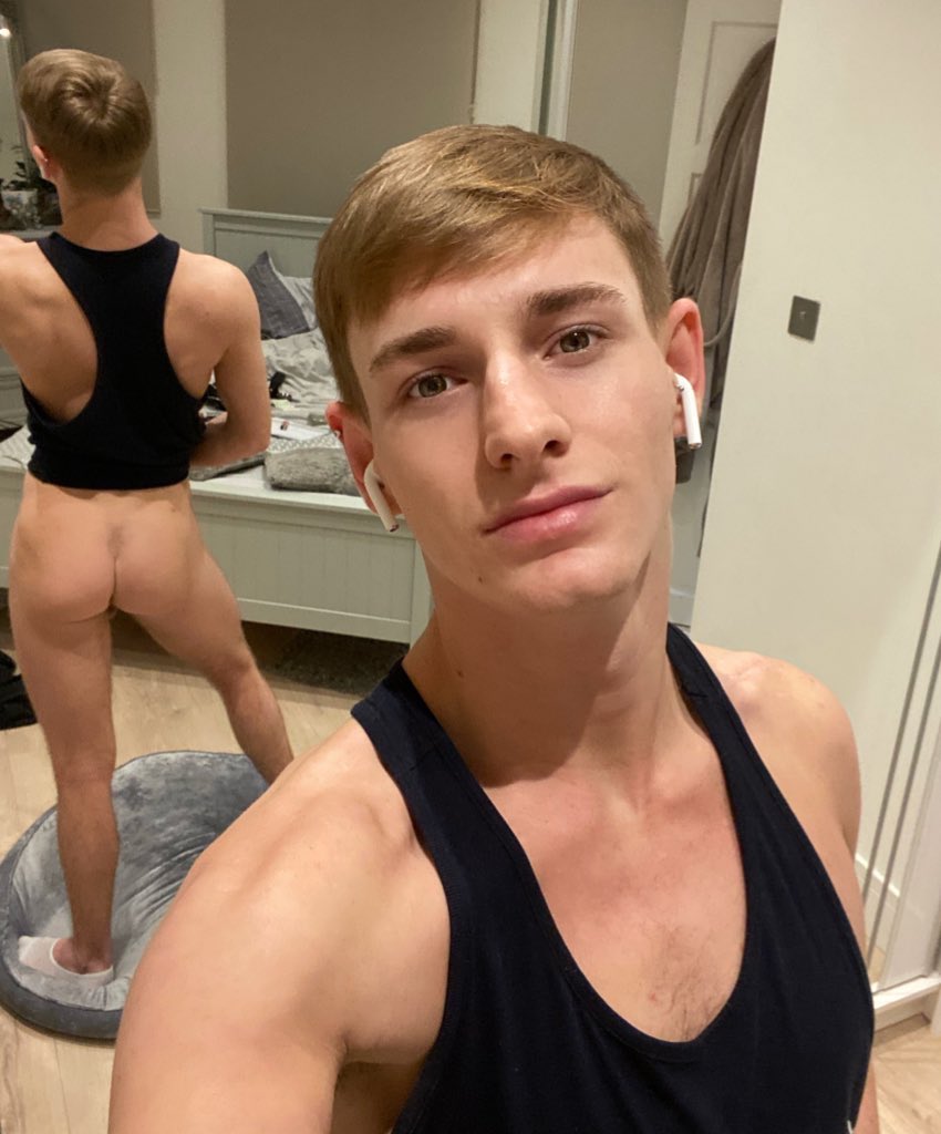I think I see snack in the back😉 https://t.co/KRYe6p2H7D