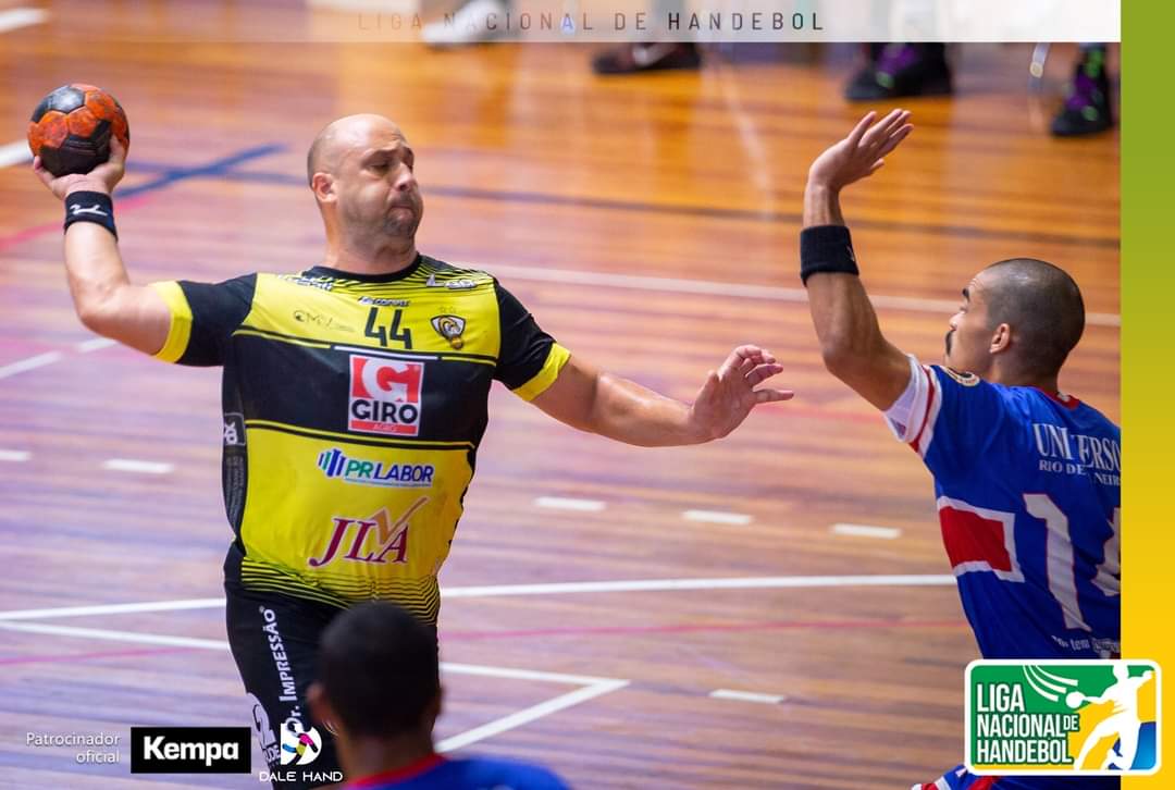 ARUJÁ, SP - 20.12.2020: FINAIS DA LIGA NACIONAL DE HANDEBOL 2020 - Awards.  The day came for the grand final of the National Men's Handball League  2020, with EC Pinheiros x Taubaté