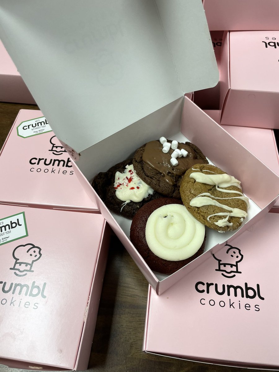 lisagarosi tweet media