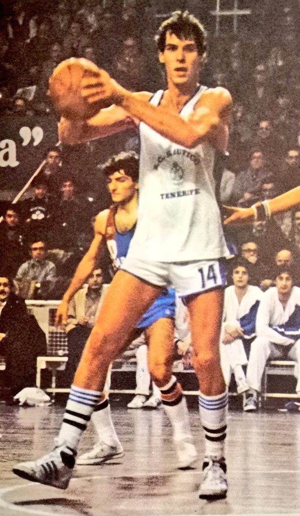 DeporteVintage's tweet image. El ya fallecido #MattWhite en su etapa tinerfeña con @RCNTenerife 1980/81