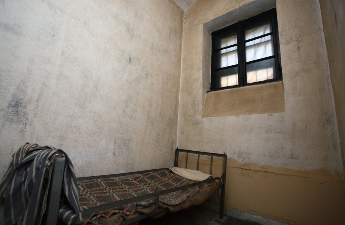 Anyway, I was proud of those 15-20 $1 bills, they meant a lot to me as a kid.He and another friend joked about stealing it, grabbing a bill here and there, and laughing about it.I suggested we go outside to shoot hoops, and we did. Money still in-tact.