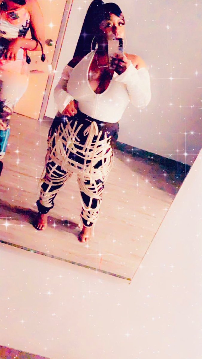 BigDymm's tweet photo. Happy 25th birthday to me 🥰🥰🥰 https://t.co/PKfOAhDhyd