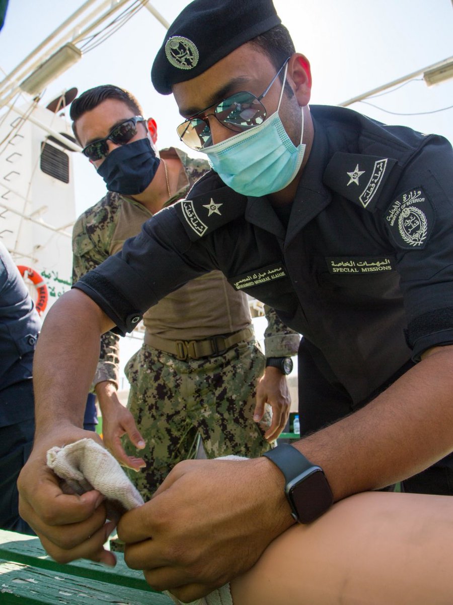 US5thFleet's tweet photo. Bilateral maritime security exercises between the #Qatar Armed Forces &amp; @US5thFleet enhance interoperability &amp; war-fighting readiness, fortify military-to-military relationships &amp; advance operational capabilities of all participating units. 
#CTF56

#NavalPartnership 🇶🇦⚓️🇺🇸 https://t.co/sPByJjRYDL