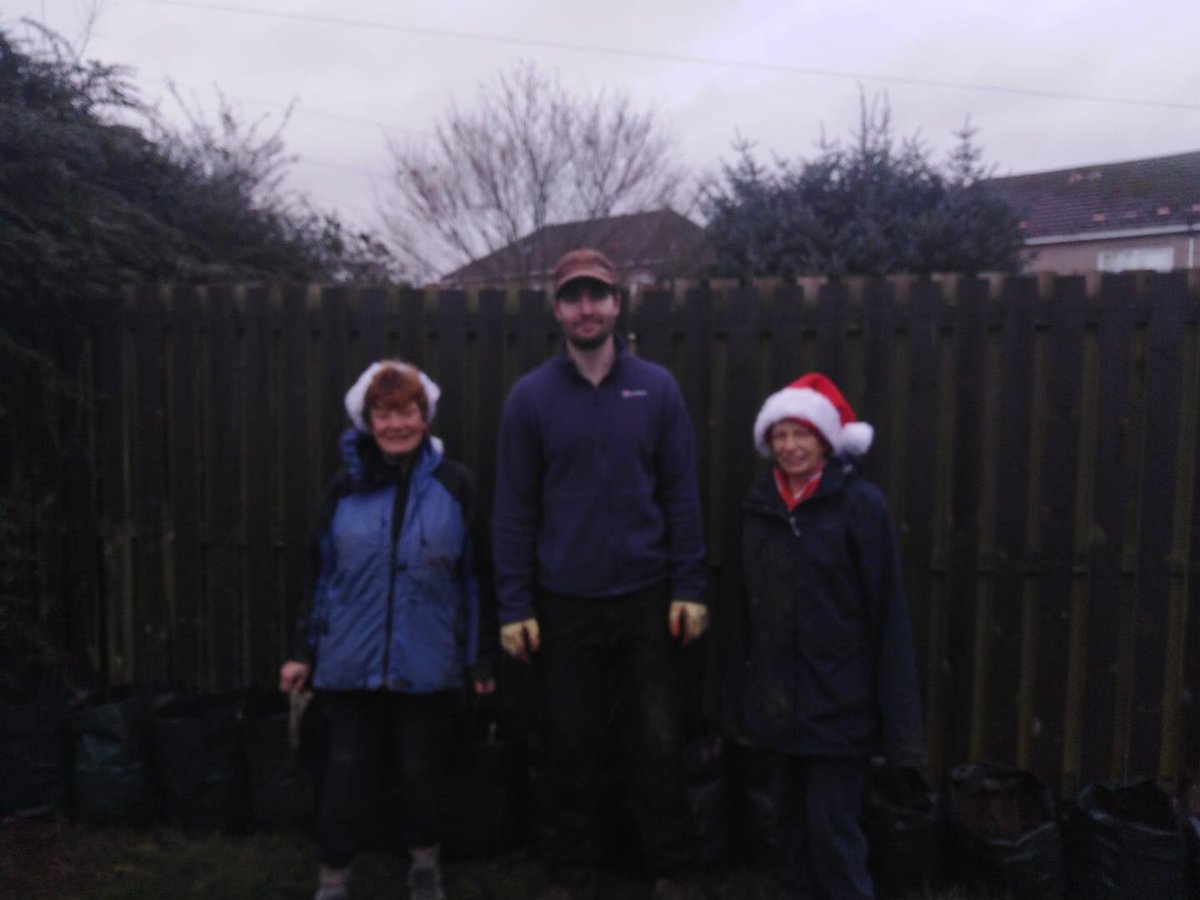 NorthernCorrid1's tweet image. Thank you to Heather, Joyce and Alex who got hundreds of new trees planted into our planting bags today, fantastic work all round.  No session next Friday or the 1st due to the holiday, but Wed sessions 10 to 12 will keep going for anyone who wants to come along and help out.