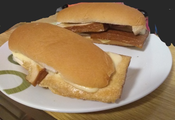 EpiQ1JSXYAMG2kz?format=jpg&name=small