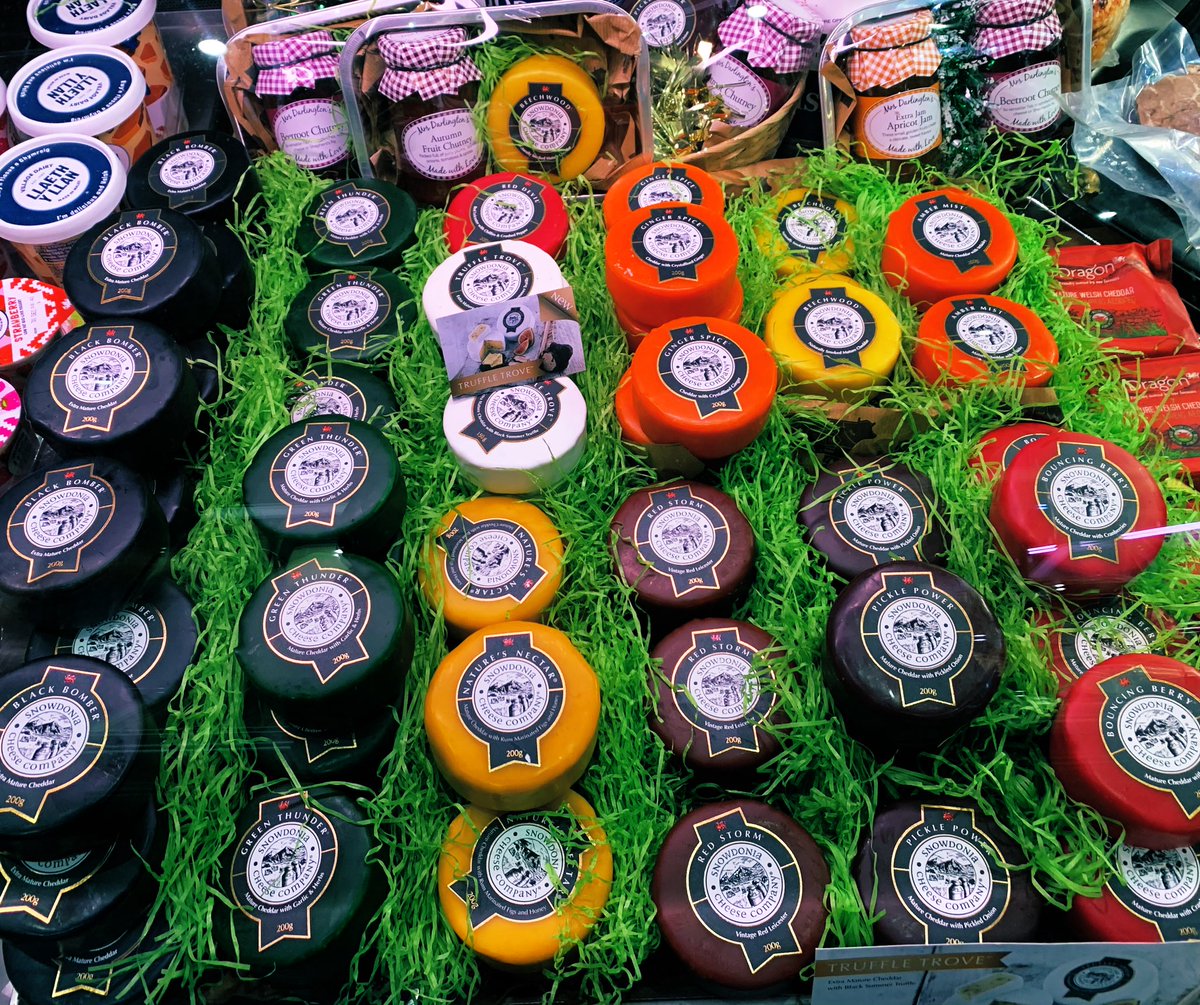 Here for your Cheese board needs 🧀🍇🧈🫒