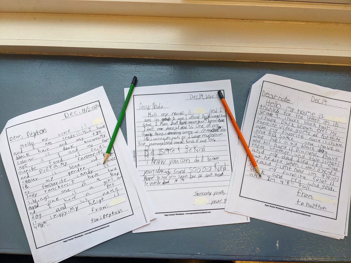Some joyful mail just in time for the winter break!
Today, U of M Rec and Read students from Argyle Alternative High School just recieved their first pen pal correspondence with students from David Livingstone School.
#uofm #recandread #wsdschools #wsdstudents