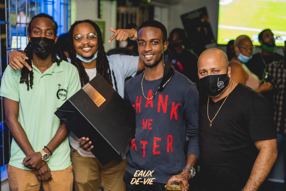 imDanger_Russ's tweet photo. Congratulations to @Philip4King! 🎉🍾🏆 He is now the proud owner of the most prestigious Hennessy! #RichardHennessy named after the founding father! Specials thanks to #EauxDeVie #6MIX #RBM 🎉 https://t.co/oUlQT3nVE6