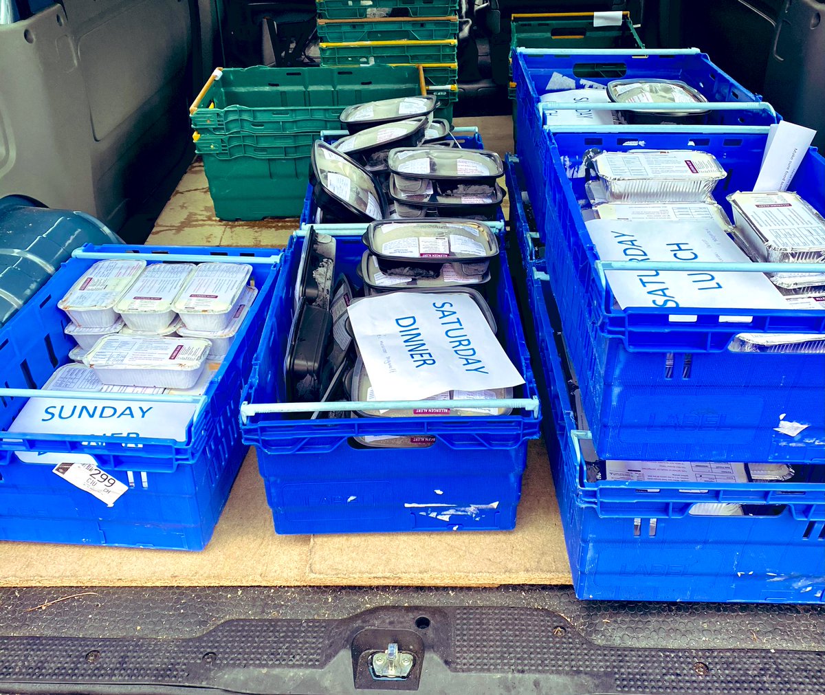 160 meals loaded up for delivery to one of our residential homes to get them through the weekend! Great job by the Complementary Services Team <a href="/NorwoodRavensw1/">Norwood Ravenswood</a> @norwooduk