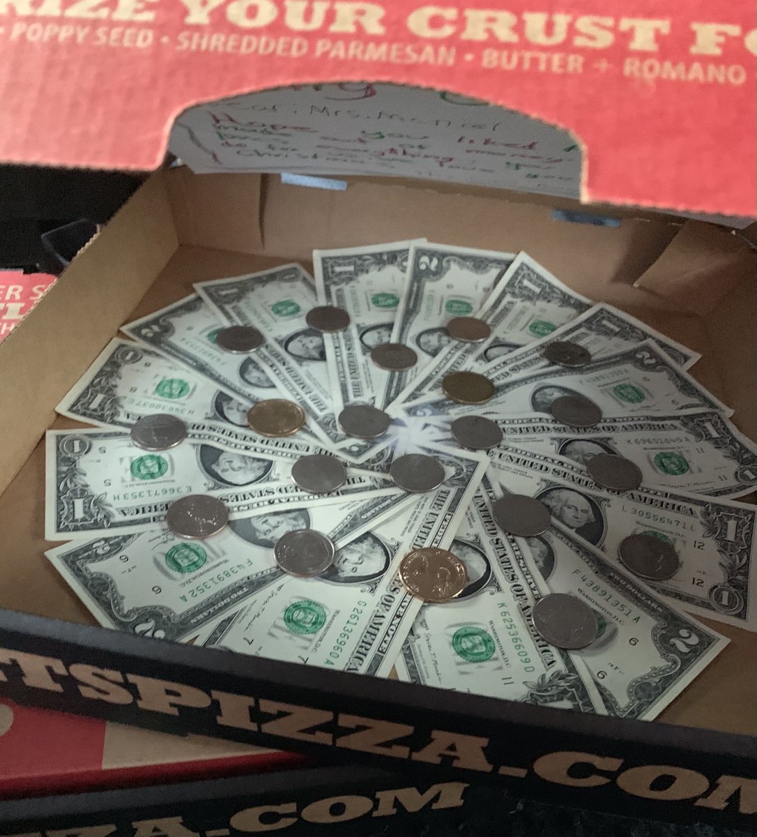 akbrittaj's tweet photo. The #Christmas $ pizza for ⁦@FrenchKISD⁩ + ⁦@HofiusKISD⁩ teachers.  We’ve been in person, all day, every day since September—a #ChristmasMiracle! How @KleinISD pulled it off should be studied. #bestpractices #COVID19 #Shutdown https://t.co/Q4g2jRQper