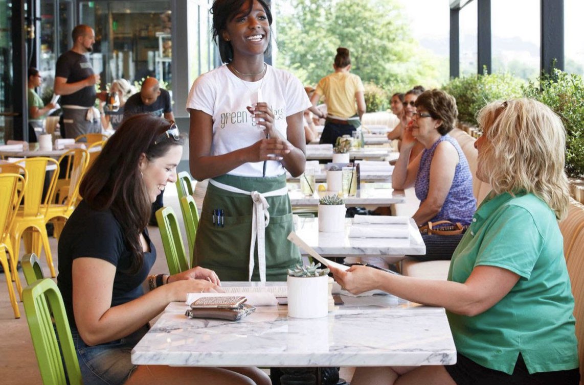 Stay true to the idea of good times with clean goodness from <a href="/TrueFoodKitch/">True Food Kitchen</a> and a new friend from <a href="/Myseatcheck/">Seatcheckapp</a> 

Click 👇🏻to SEAT. EAT. MEET
iOS - goo.gl/i7mbvX
Google play - tinyurl.com/ya3zuvmy

#seat #eat #meet #nevereatalone #seatcheck #weekendvibes #Friday