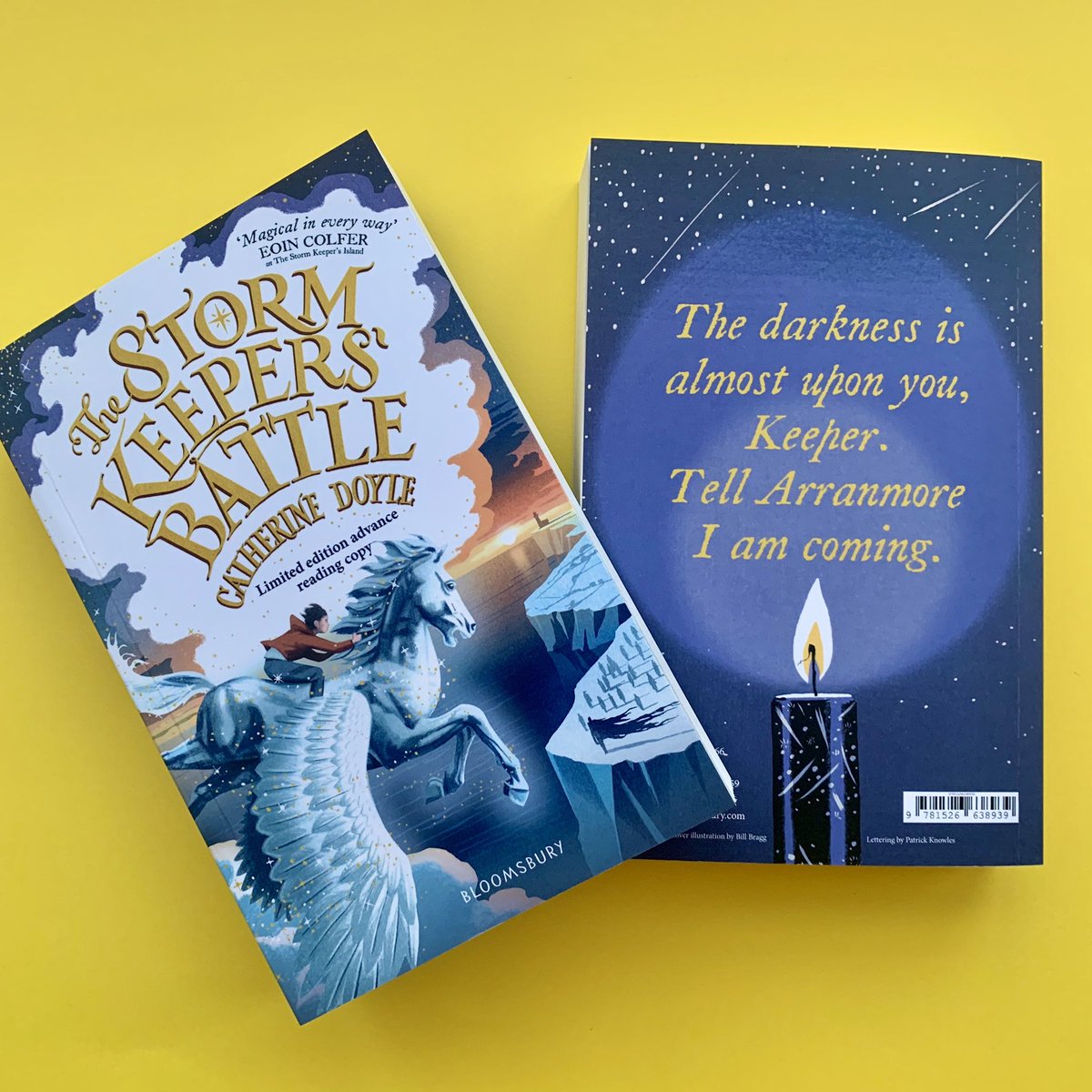 doyle_cat's tweet photo. Some very early, very sneaky copies of THE STORM KEEPERS’ BATTLE are winging their way into the world just in time for Christmas and I am so excited/nervous to see what people think. It’s my favourite book of the trilogy 💛 https://t.co/Izb5oE7yV2