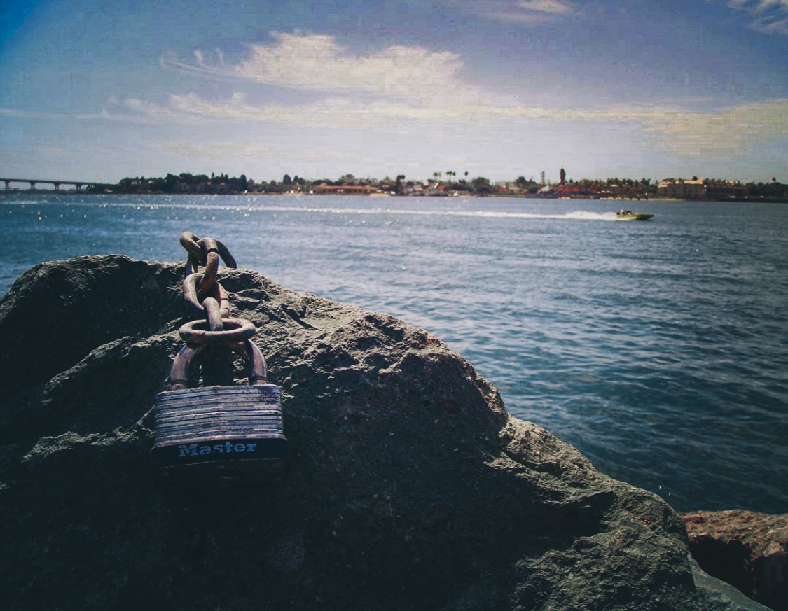 TheLockPeople's tweet image. Taken in sunny San Diego, California 🔒☀️

#locksinthewild #masterlock #masterlocks #sandiego #california