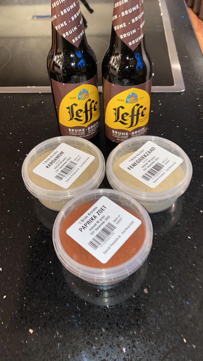 dave_ushuaia's tweet photo. #mijnweekin4fotos #kinderennaarschoolbrengen #2020style π€ͺ #HelemaalKnetterKrankjorum #zandvlietsluis #stoverij #dessertmakentestenenweeropnieuwmaken π¬ https://t.co/6bCzdPplo6
