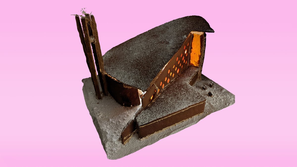 ...and while you are sightseeing don't miss the non-residential landmarks of the  #TSAGingerbreadCity - including a world renowned marbled pavilion, a modernist church with exquisite interiors, a castle fit for Kings and Queens, oh - and a very timely COVID clinic! (6/7)