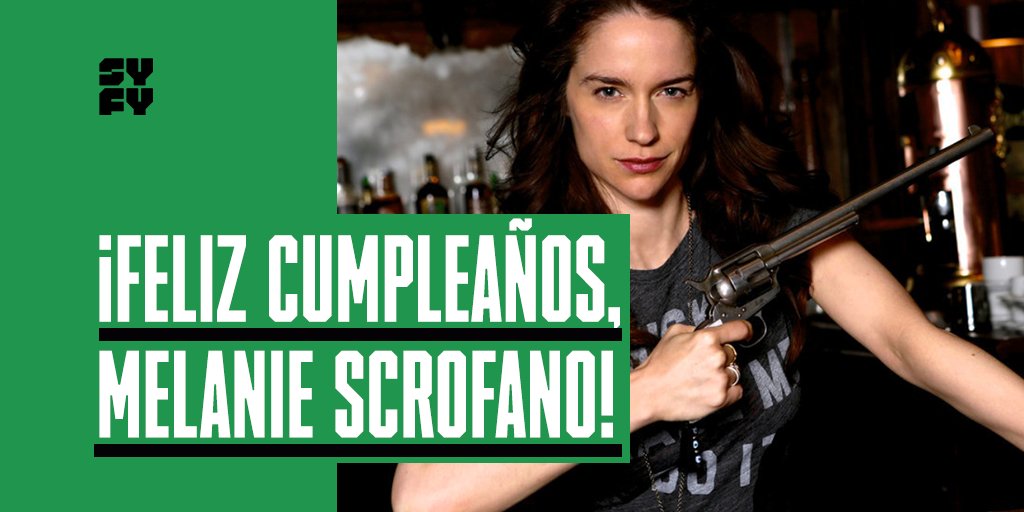 SYFY_Spain's tweet photo. Es una tía loca con un pistolón y por eso la amamos. 😈 ¡Muchísimas felicidades, Melanie Scrofano! #WynonnaEarp https://t.co/nemfYy2j3s