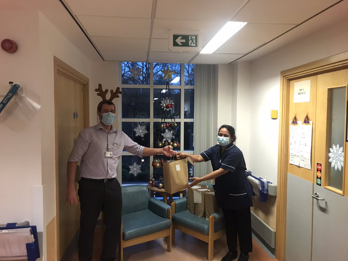 Richard Haynes 🌈 (@richardhaynespr) on Twitter photo Another ‘opportunity filled’ week for our team and colleagues across <a href="/WorcsAcuteNHS/">Worcestershire Acute NHS</a> but one of the best bits was getting out to wards and departments to share ‘thank you’ packages and spread a little bit of festive cheer #4ward #WorkTogetherCelebrateTogether Another ‘opportunity filled’ week for our team and colleagues across <a href="/WorcsAcuteNHS/">Worcestershire Acute NHS</a> but one of the best bits was getting out to wards and departments to share ‘thank you’ packages and spread a little bit of festive cheer #4ward #WorkTogetherCelebrateTogether