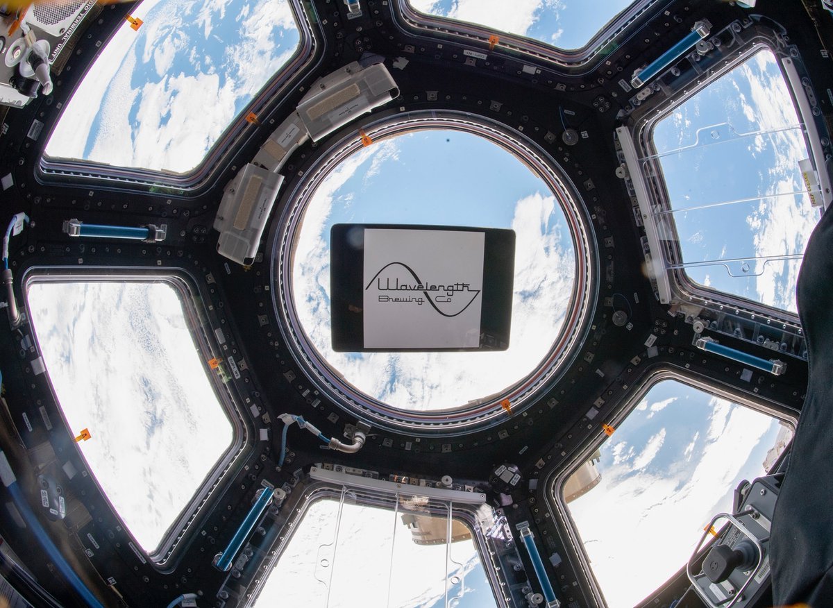 Wavelength_Brew's tweet photo. In the midst of tough times for our little science loving brewery, we received this from @Astro_Christina! 🤯 Thank you Christina Koch, we are humbled and grateful! ❤️🍻❤️🔭❤️🚀
"Resilience is your trajectory" - Astronaut Christina Koch
.
#sdbeer #craftbeer #ISS #nasa #cupola https://t.co/Ooqgdzzso5