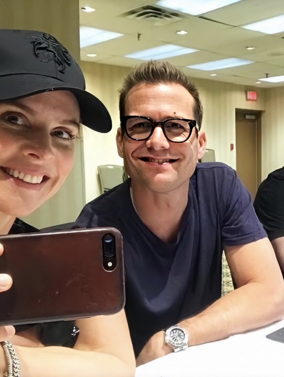 japrilst's tweet photo. we are going to get new sarah and gabriel content i can’t believe it https://t.co/1HHYBMlPnm