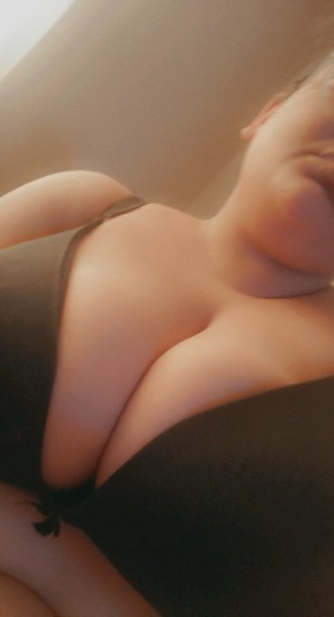 Gonna go out and spend some beta bitch boy's money lmaooo #bbw #findom #worshipfeet #domme #dominatrix<a href="/tag/femdom"class="tags"><span>#femdom</span></a><a href="/tag/dominatrix"class="tags"><span>#dominatrix</span></a><a href="/tag/bbw"class="tags"><span>#bbw</span></a><a href="/tag/findom"class="tags"><span>#findom</span></a><a href="/tag/dom"class="tags"><span>#dom</span></a><a href="/tag/domme"class="tags"><span>#domme</span></a><a href="/tag/femdomme"class="tags"><span>#femdomme</span></a>