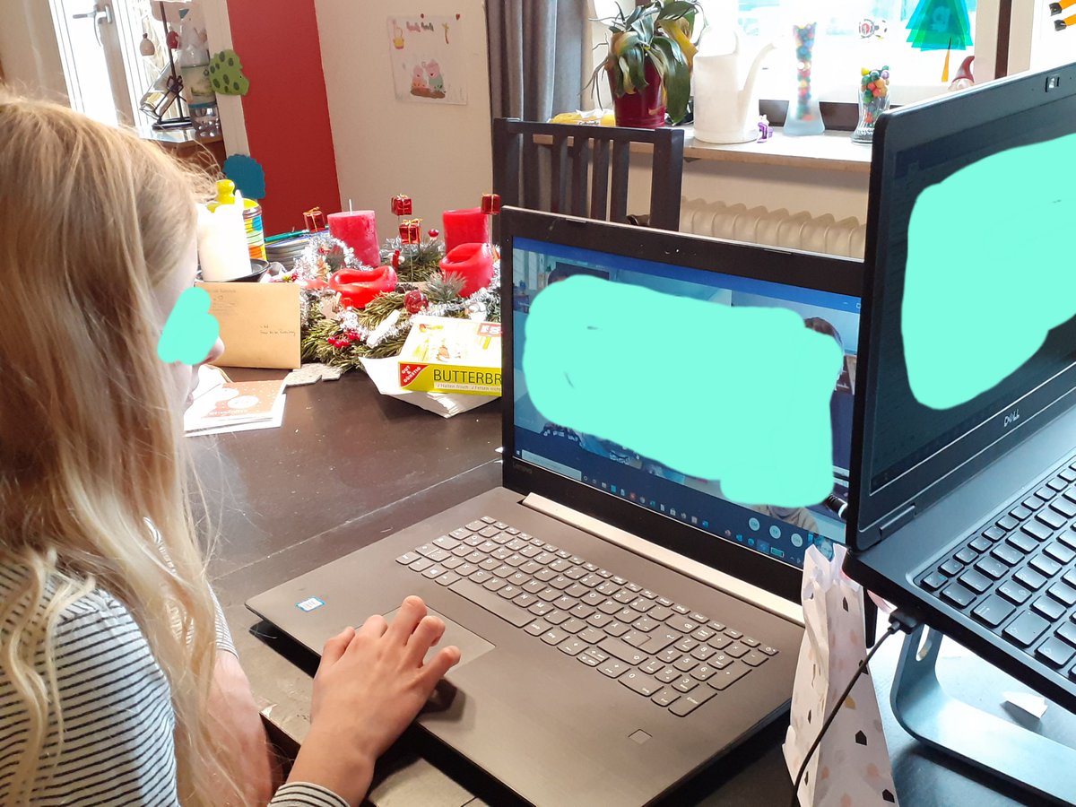 HR_Rosenberg's tweet photo. Hoch die Hände liebe #digitaleSchulbotschafter*innen und Lehrer*innen der #Suedschule St. Ingbert. Das virtuelle Klassenzimmer steht! Wir können mega stolz auf uns sein. Besonderen Dank an @KatrinaASimon, @imc_learning! 🍾🥂
@saarland_de
@Lukib7
#digitaleschule https://t.co/HmYryPMClk