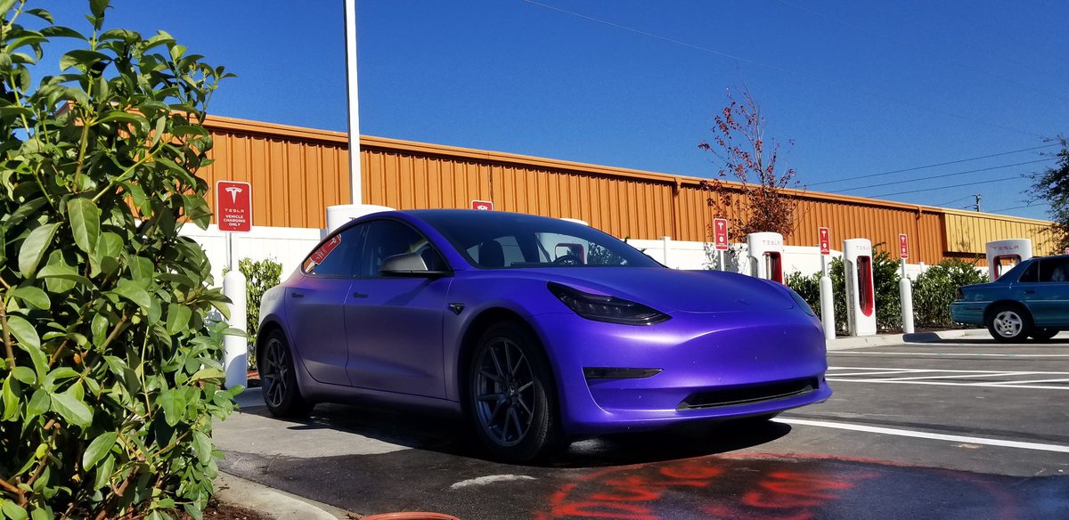 TeslaClubSoFla's tweet photo. A new Superchargers location has just opened at Winter Garden with 8 V3 stalls. Will be on the @tesla navigation in the next few days. https://t.co/5CGNGOPOSq
Photo by club member @nate_mccomb #purplemodel3 https://t.co/fKJKNh2DNd