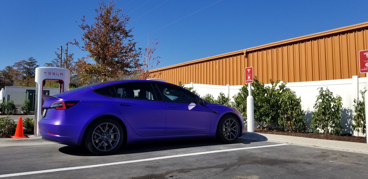 TeslaClubSoFla's tweet photo. A new Superchargers location has just opened at Winter Garden with 8 V3 stalls. Will be on the @tesla navigation in the next few days. https://t.co/5CGNGOPOSq
Photo by club member @nate_mccomb #purplemodel3 https://t.co/fKJKNh2DNd